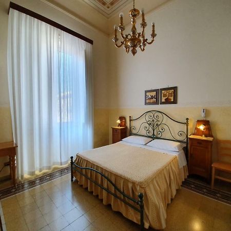 Albergo Cavour Palermo Exterior foto