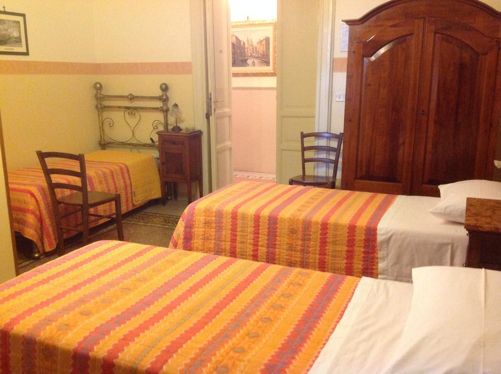 Albergo Cavour Palermo Exterior foto