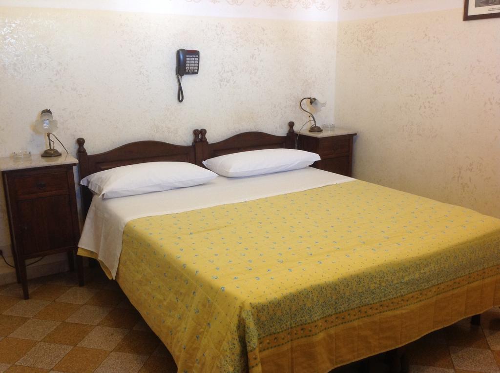 Albergo Cavour Palermo Exterior foto