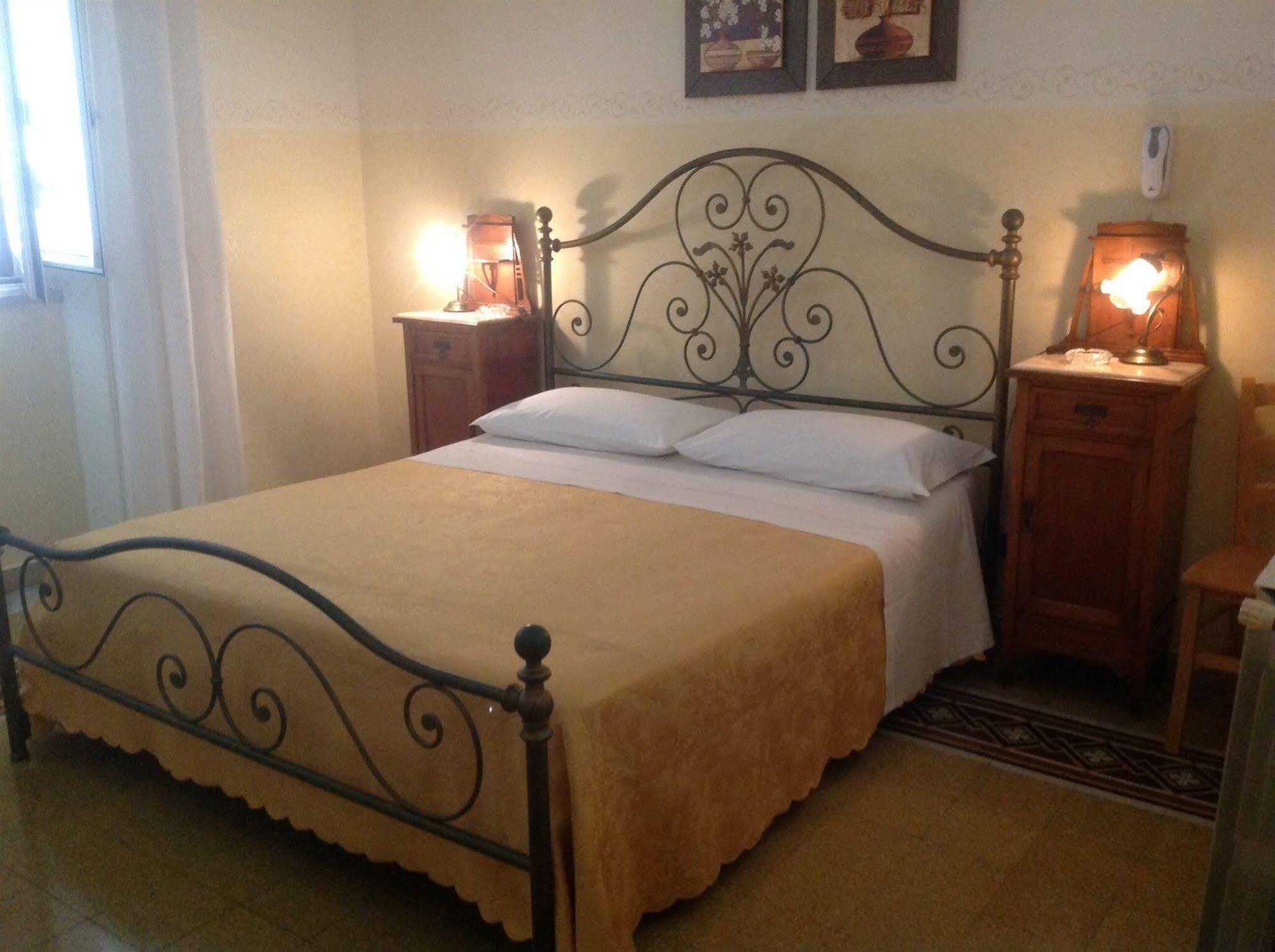 Albergo Cavour Palermo Exterior foto